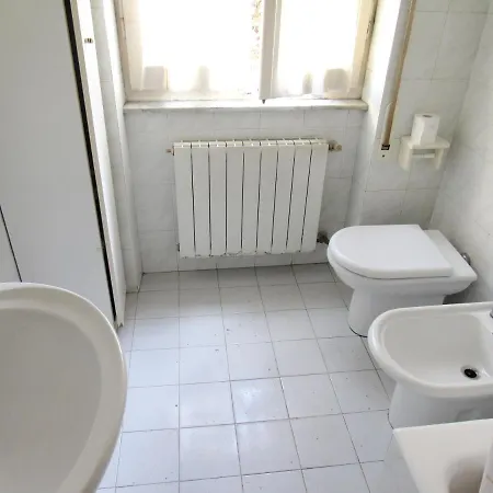 Spacious In Pescara, 120 M², Ideal For Families Lejlighed