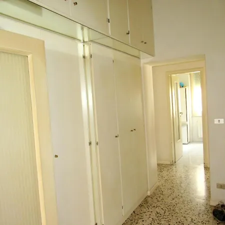 Lejlighed Spacious In Pescara, 120 M², Ideal For Families *