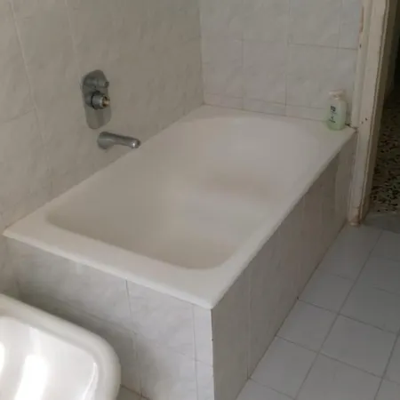 Spacious In Pescara, 120 M², Ideal For Families Appartamento *