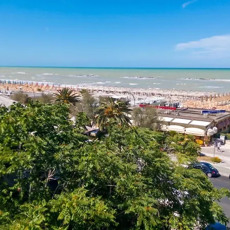 Spacious In Pescara, 120 M², Ideal For Families
