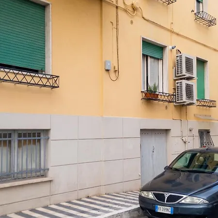 Spacious In Pescara, 120 M², Ideal For Families Appartamento